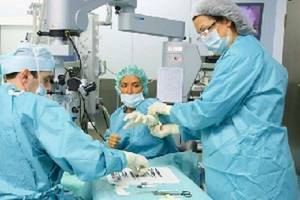 Печеночное зеркало – хирургический инструмент для операций в брюшин
