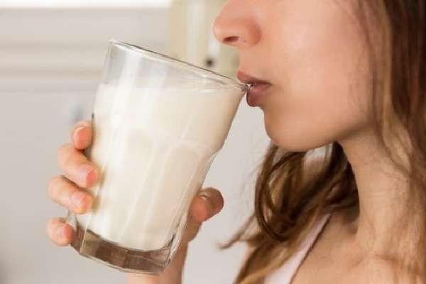 Полезно ли для печени молоко – зависит от индивидуальной ситуации