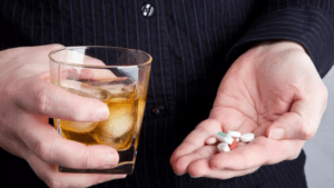 Аллохол и алкоголь – совместимость отрицается врачами