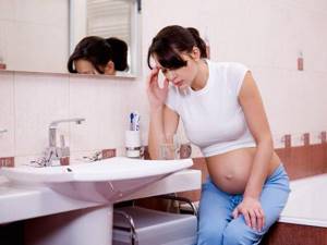Рвота желчью при беременности может быть опасным симптомом