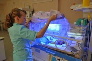 Лампа от желтушки для новорожденного – действенная фототерапия